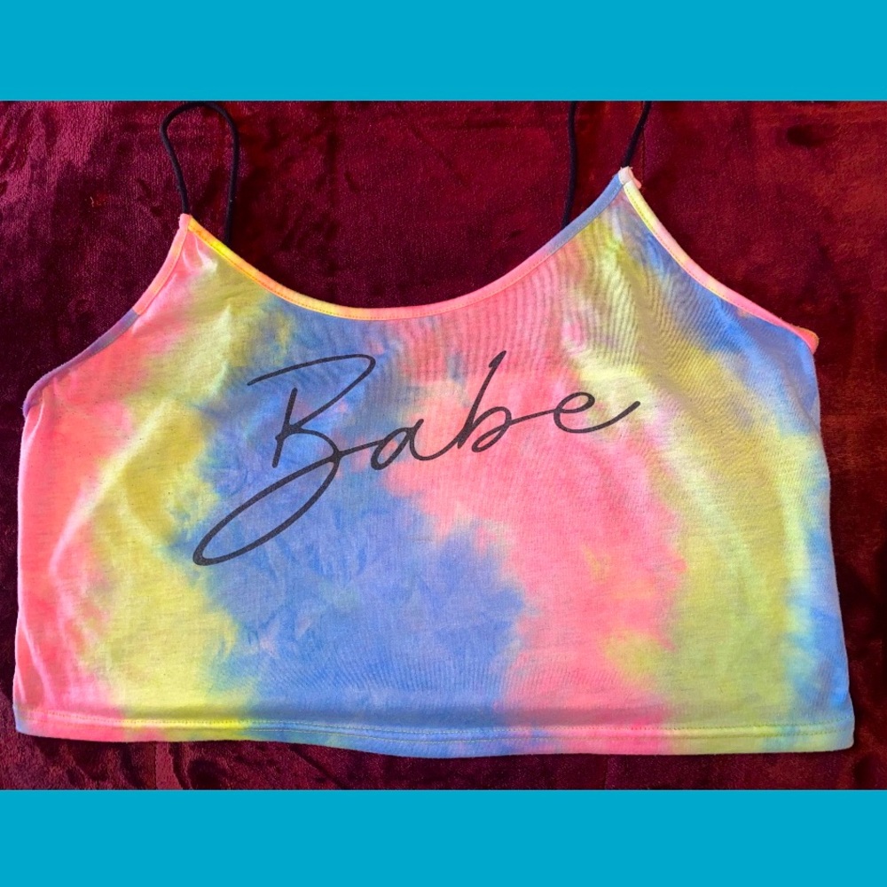 “Babe” crop top tie dye